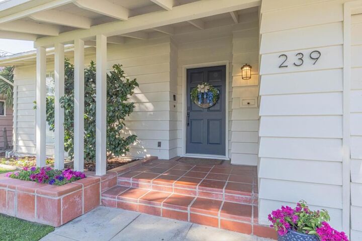 Property Photo:  239 Oak Street  CA 93901 