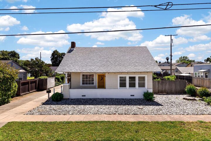 Property Photo: 1149 Laurel Street CA 95948