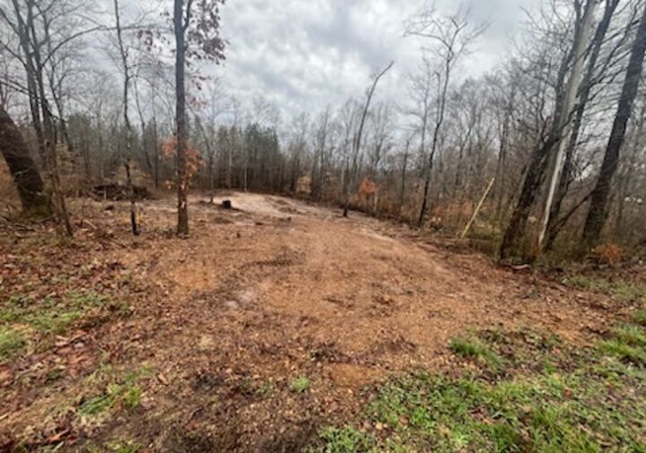 Property Photo:  1 Forest Trl  TN 37028 