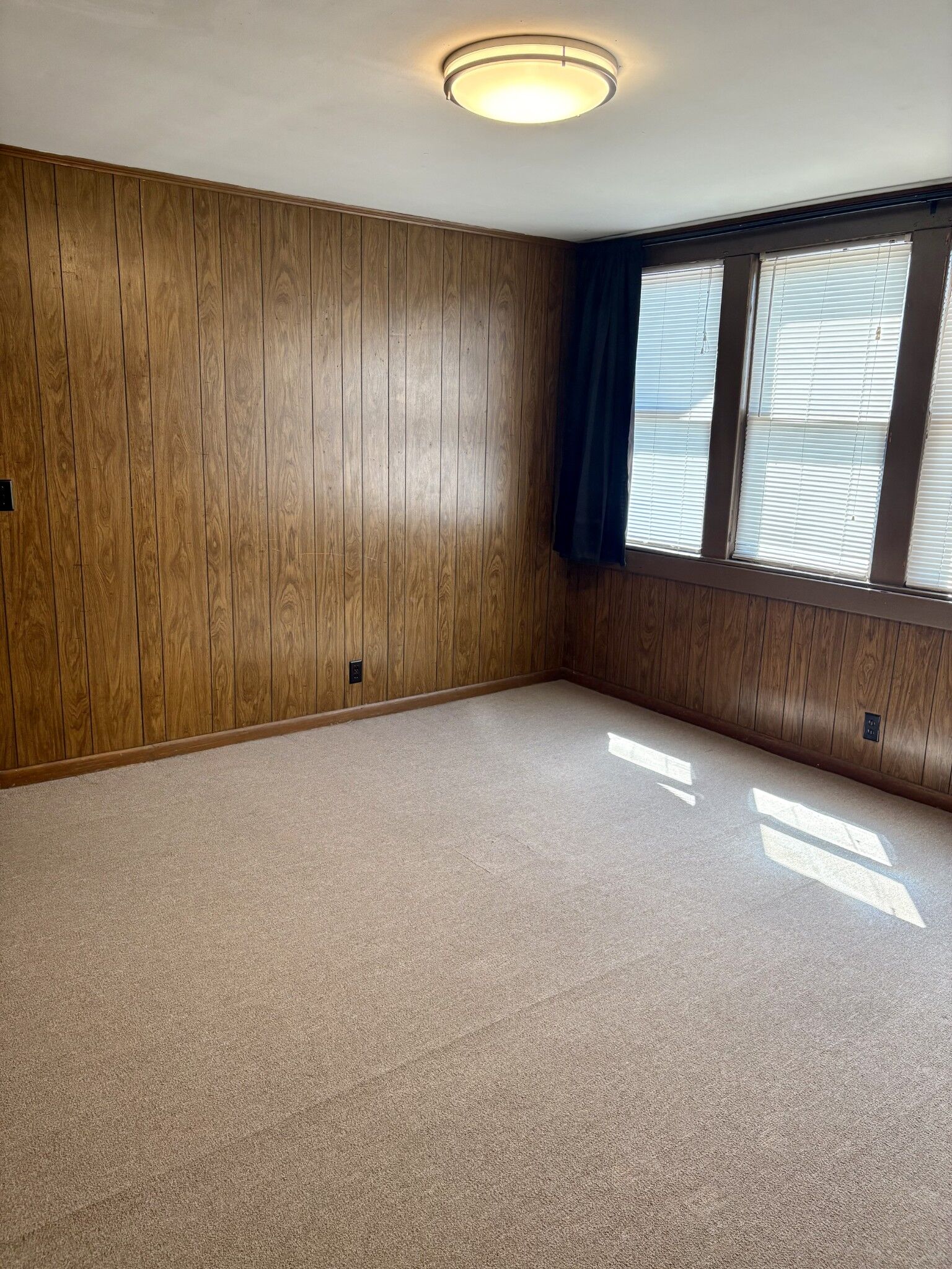 Property Photo: 118 N Spring St 1 TN 37130