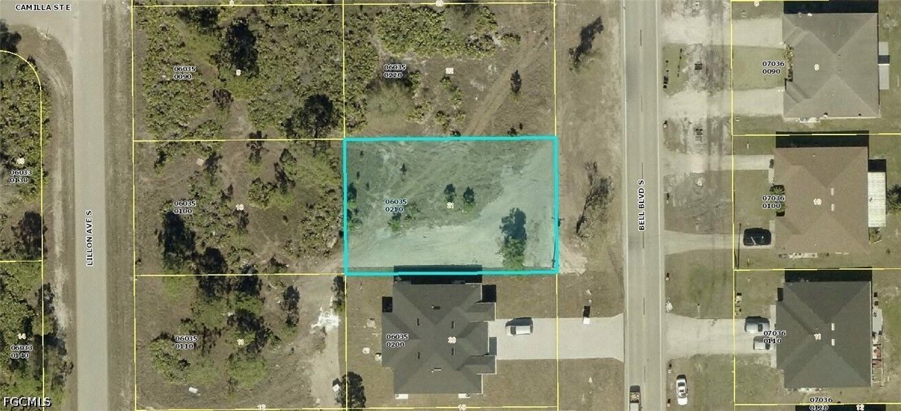 Property Photo:  382/384 Bell Boulevard S  FL 33974 