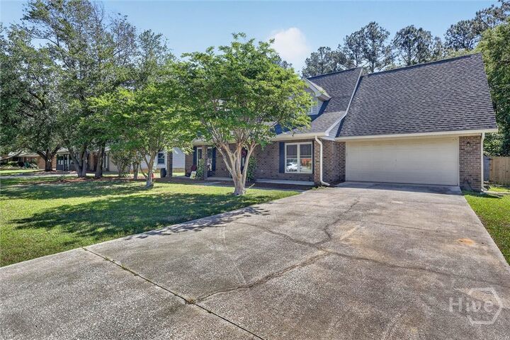 Property Photo:  8 Douglas Court  GA 31302 