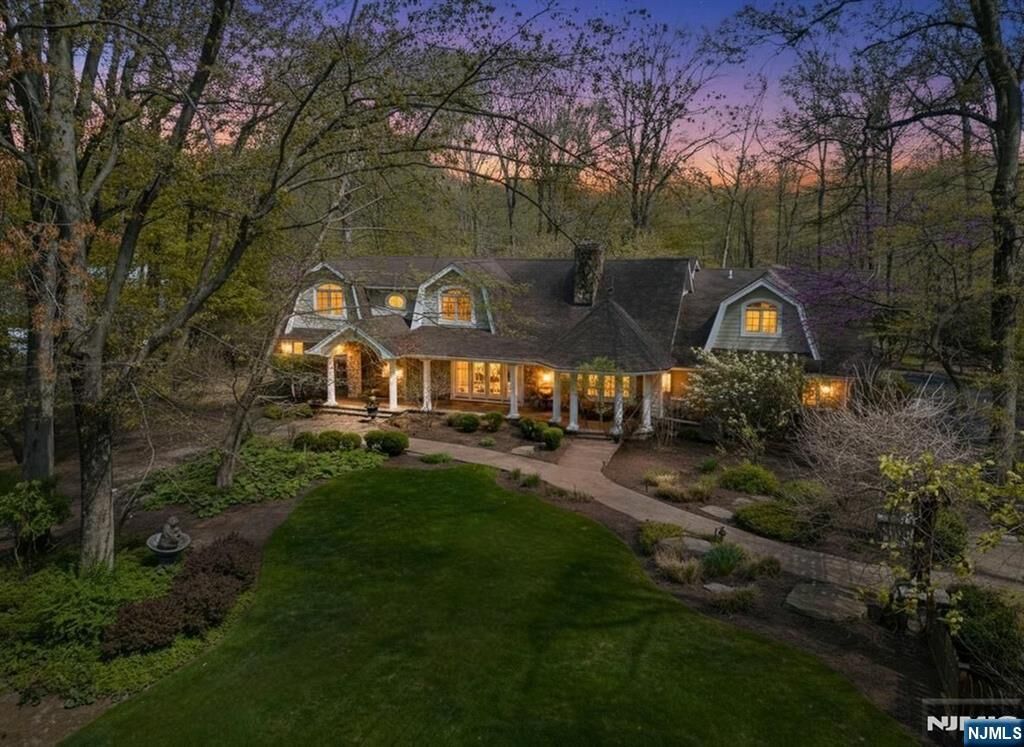 Property Photo:  8 White Pine Road  NJ 07458 