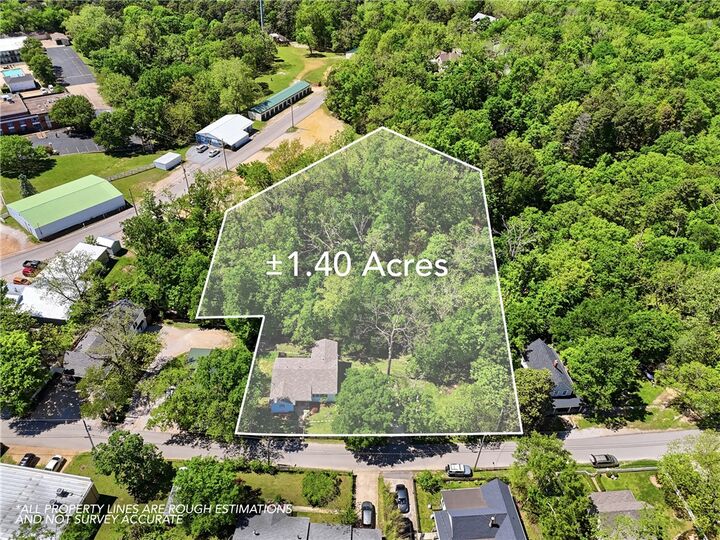 Property Photo:  115 Wall Street  AR 72632 