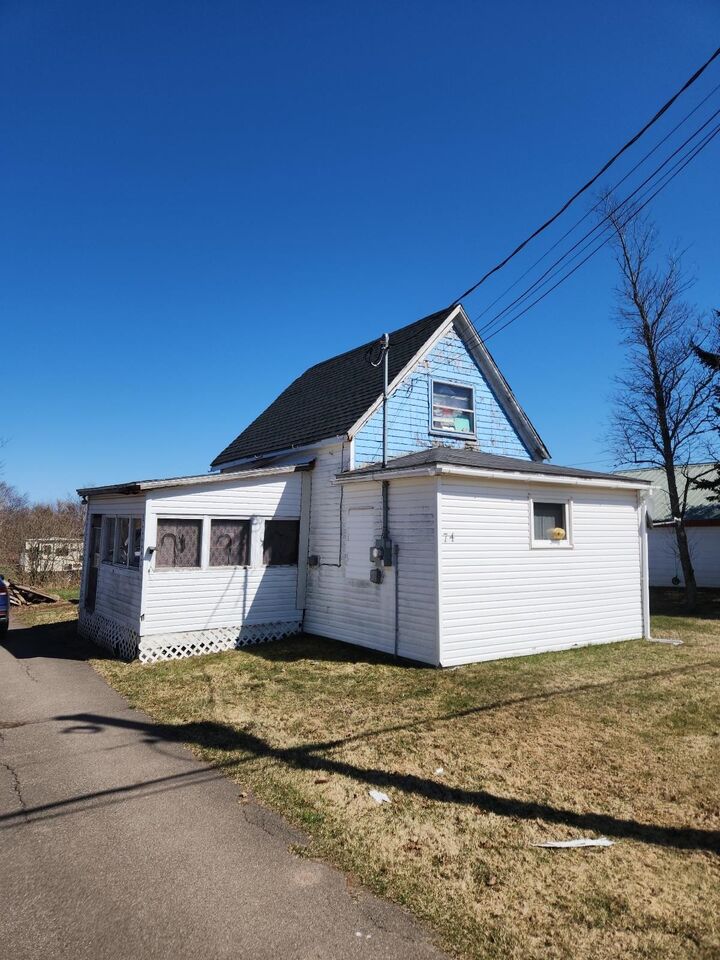 74 Victoria Street — photo 1