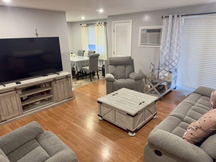 Property Photo:  1400 Skyline Dr 3  MA 01854 