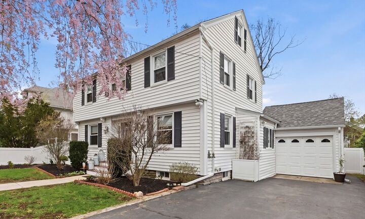 Property Photo:  34 Amherst St  MA 01602 