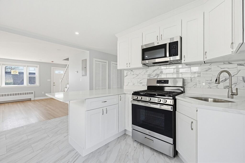 Property Photo:  185 Suffolk Ave  MA 02151 