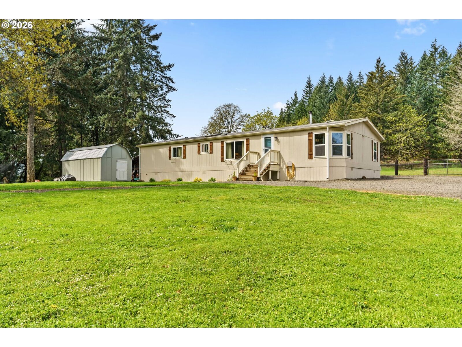 Property Photo: 91412 Place Ln OR 97448