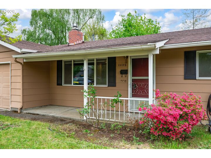 Property Photo: 11175 SW Blakeney St OR 97008