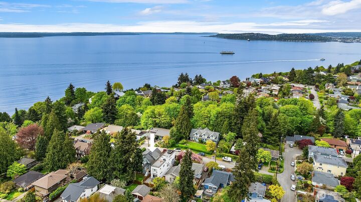 Property Photo:  5023 SW Prince Street  WA 98116 