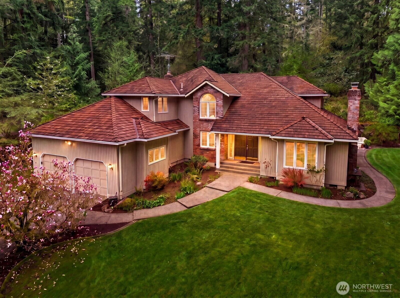 Property Photo:  20026  190th Avenue NE  WA 98077 