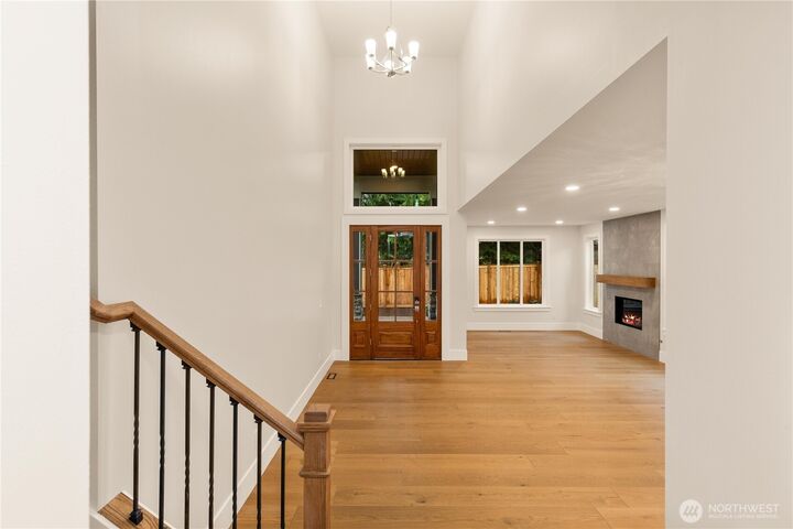 Property Photo:  15518  56th Avenue W  WA 98026 