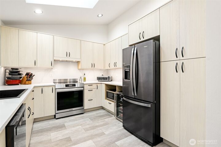 Property Photo:  14435  82nd Avenue NE  WA 98034 