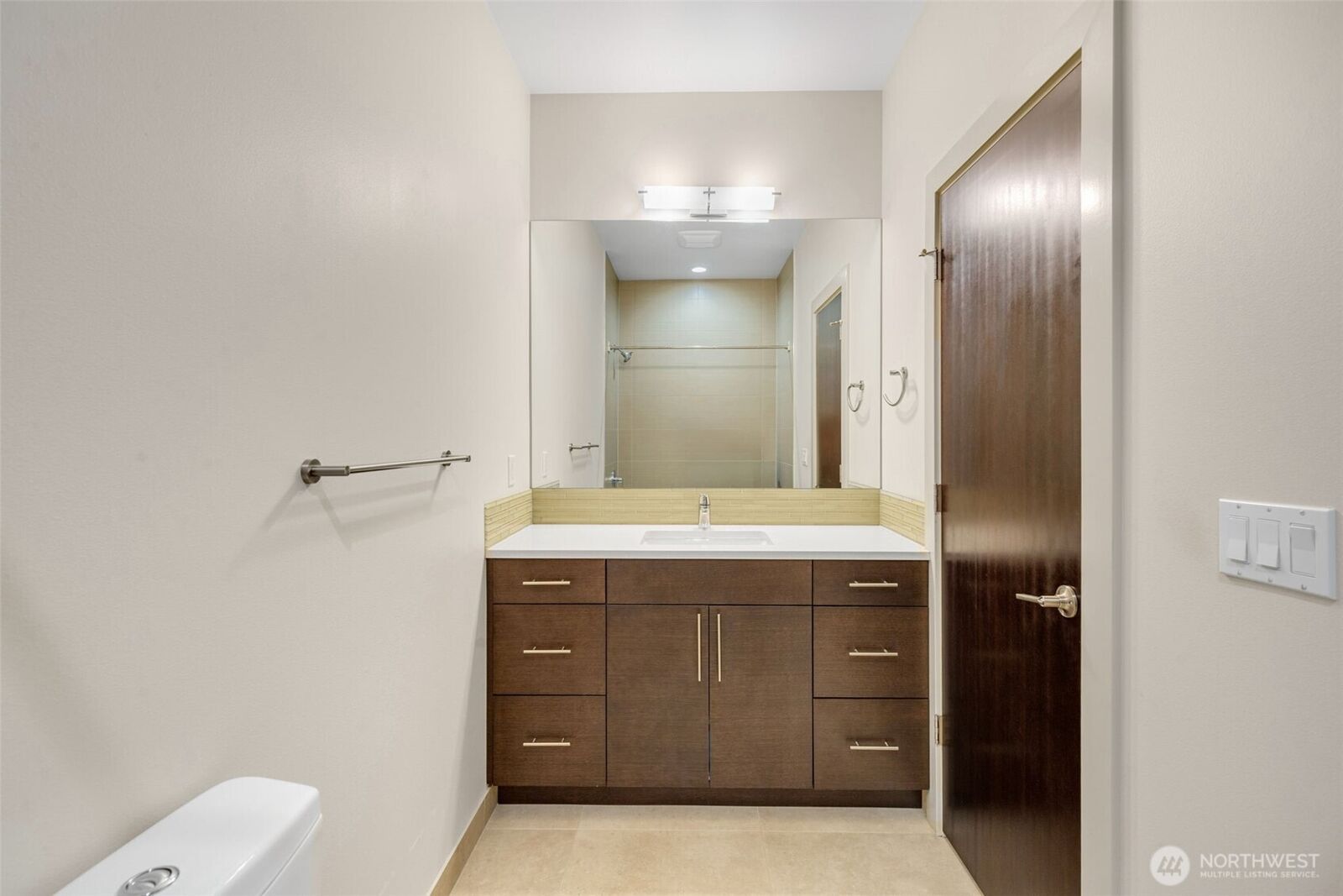 Property Photo:  9719  Lake Shore Boulevard NE  WA 98115 