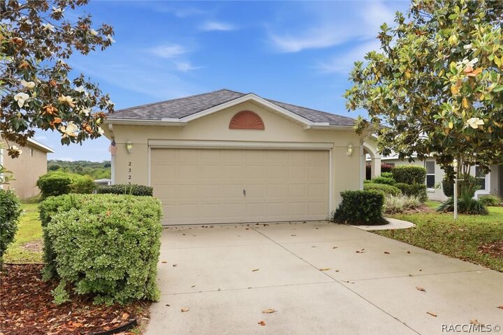 Property Photo: 2323 N Andrea Point FL 34461