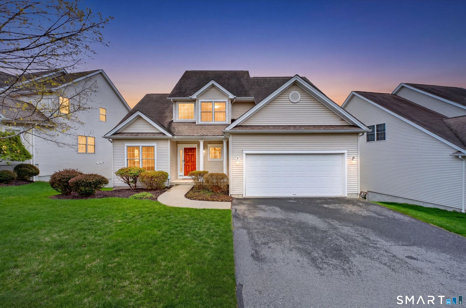 Property Photo:  18 Tobins Court 18  CT 06810 