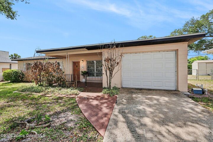 Property Photo:  19 Orange Avenue N  FL 32955 