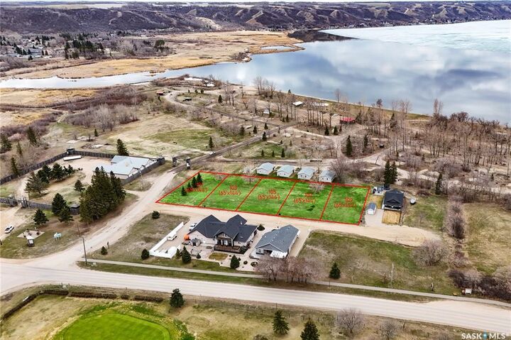 Property Photo:  107 Echo Ridge Bay  SK S0G 1S0 