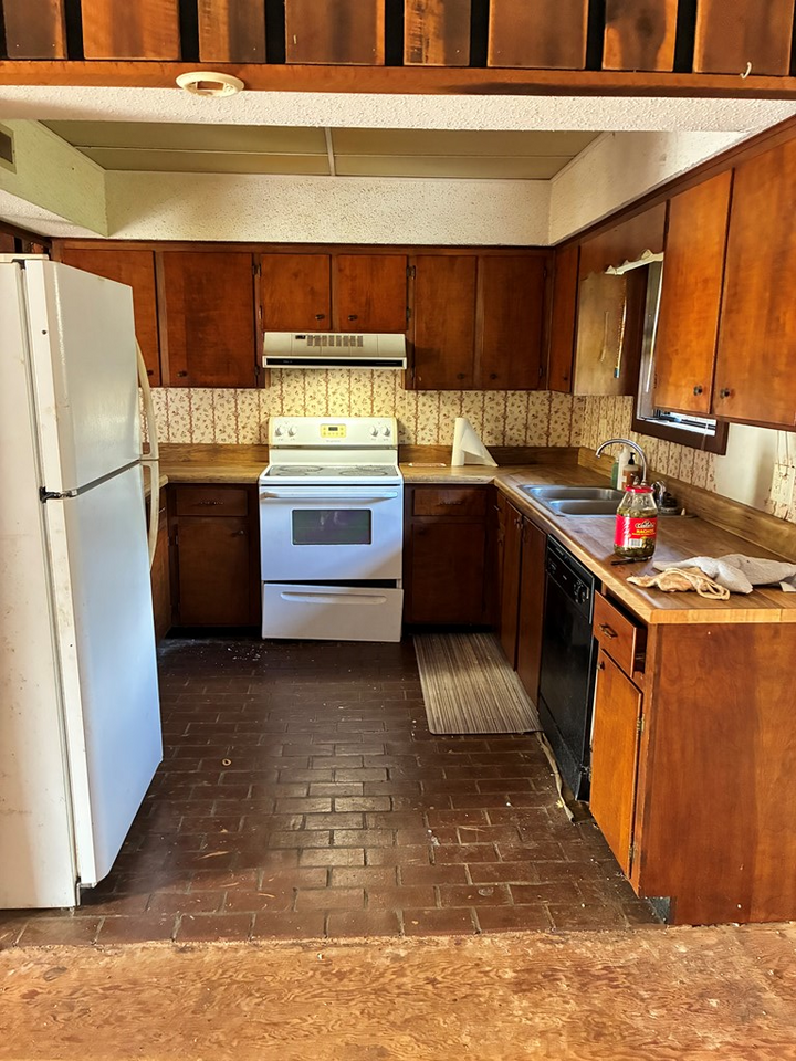 Property Photo:  26580 Co Rd 21  AL 36474 