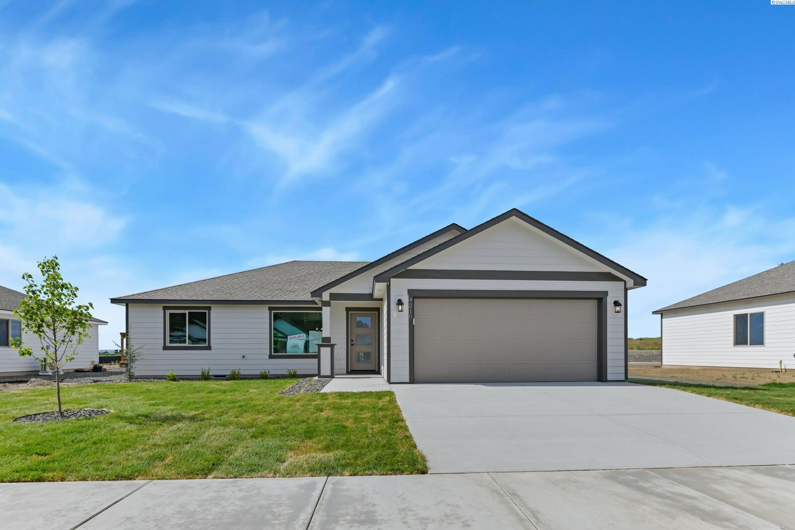 Property Photo:  4210 Road 104  WA 99301 