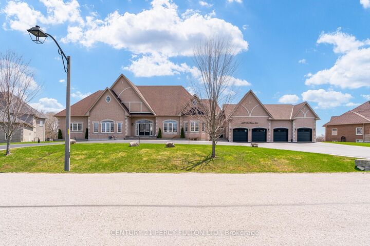 Photo de la propriété: 5121 Tom Thomson Court ON L1Y 0A1