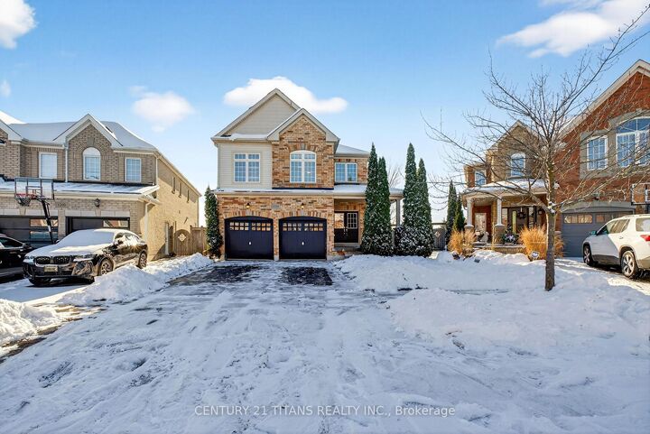 Property Photo: 1214 Harlstone Crescent ON L1K 0J2