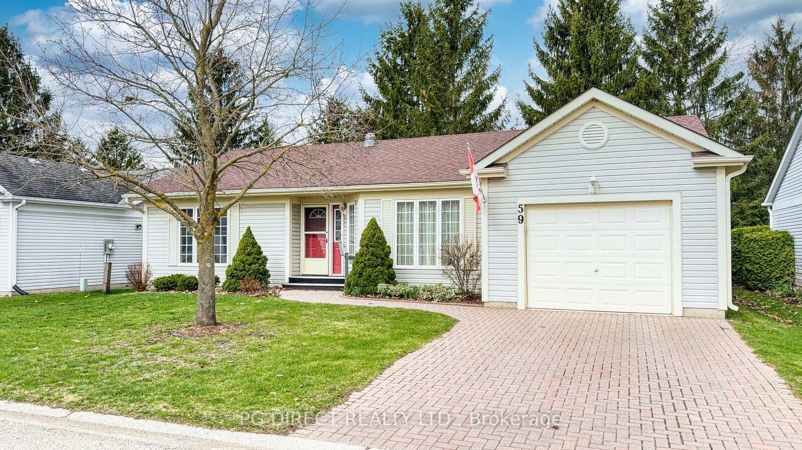 Property Photo: 59 Pine Ridge Road ON N0B 1J0