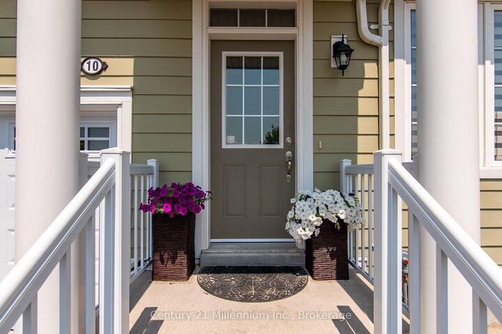 Property Photo:  10 Providence Way  ON L9Z 0G3 