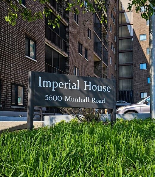 Property Photo:  5600 Munhall Rd 309  PA 15217 