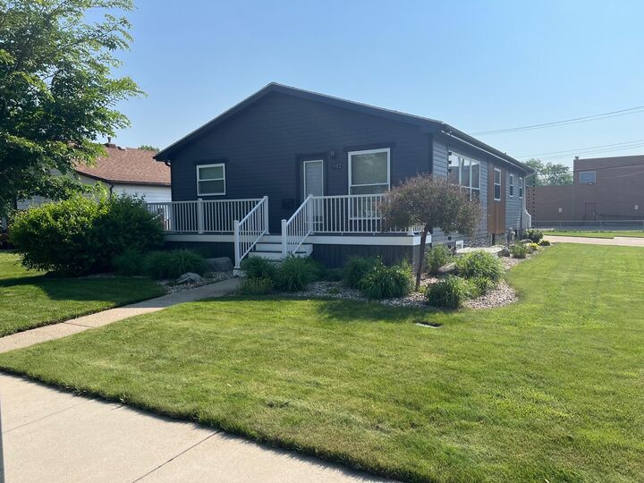 Property Photo: 902 N Penn Street SD 57401