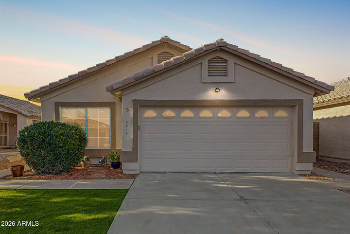 Property Photo:  4814 W Ponderosa Lane  AZ 85308 