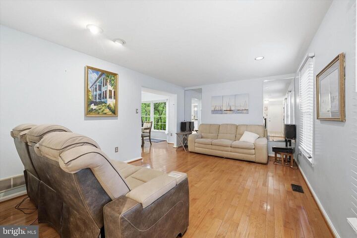 Property Photo:  8522 Autumn Rust Road  MD 21043 