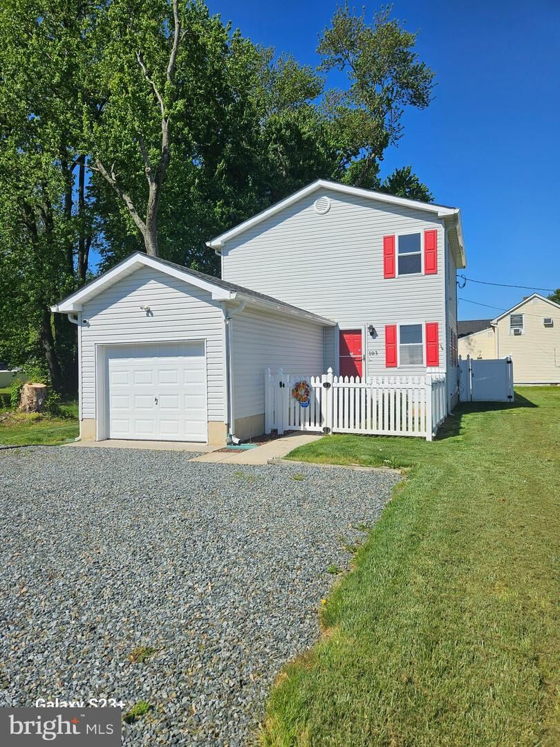 Property Photo:  103 East Street  DE 19952 