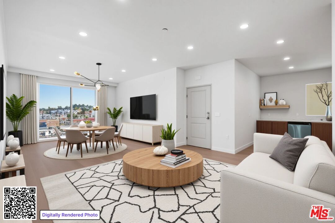 Property Photo:  1717 Winona Blvd  CA 90027 