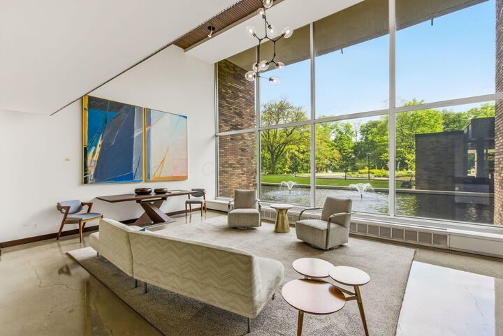 Property Photo:  1000 Urlin Avenue  OH 43212 