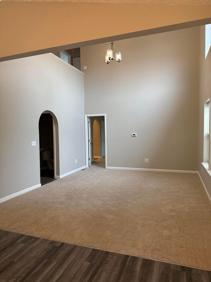 Property Photo: 6370 Bellinger Drive OH 43119