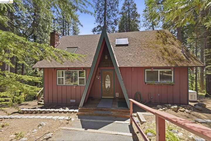 Property Photo:  2649 Fairway Drive  CA 95223 