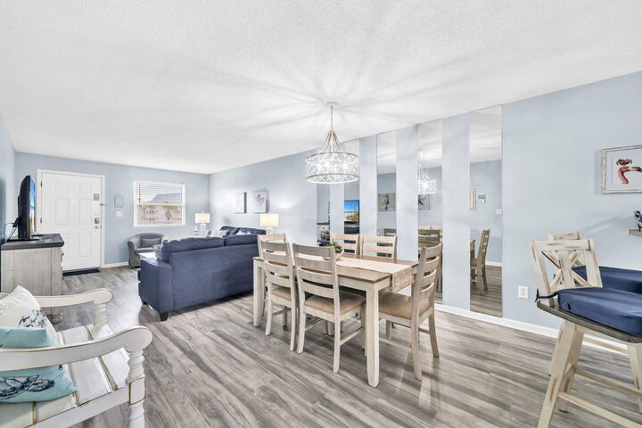 Property Photo: 885 Santa Rosa Boulevard Unit 203-C FL 32548