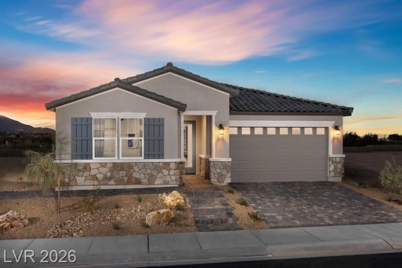 Property Photo:  1021 Venice Avenue  NV 89015 