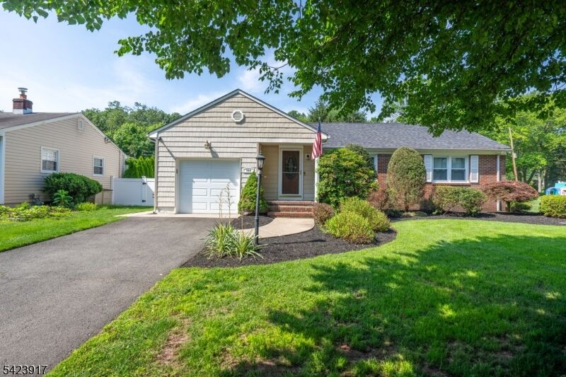 Property Photo: 964 Crescent Dr NJ 07065