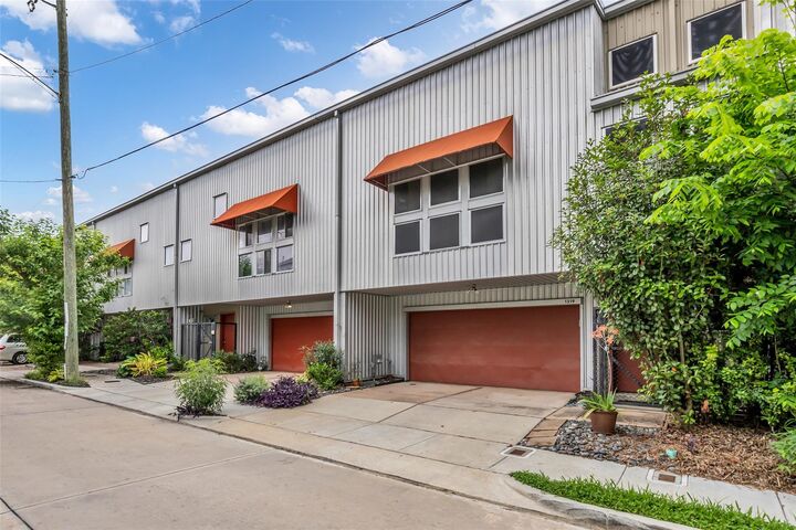 Property Photo:  1319 Arthur Street  TX 77019 
