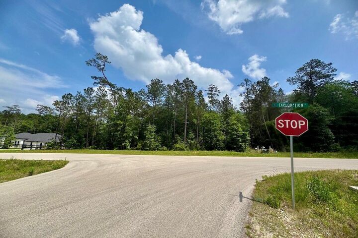 Property Photo:  276 Exploration Road  TX 77358 