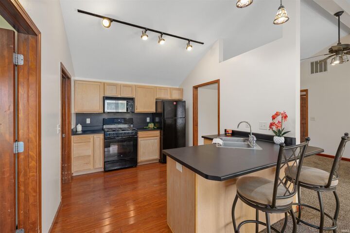 Property Photo:  7929 Crosshill Court  IN 46825-3191 