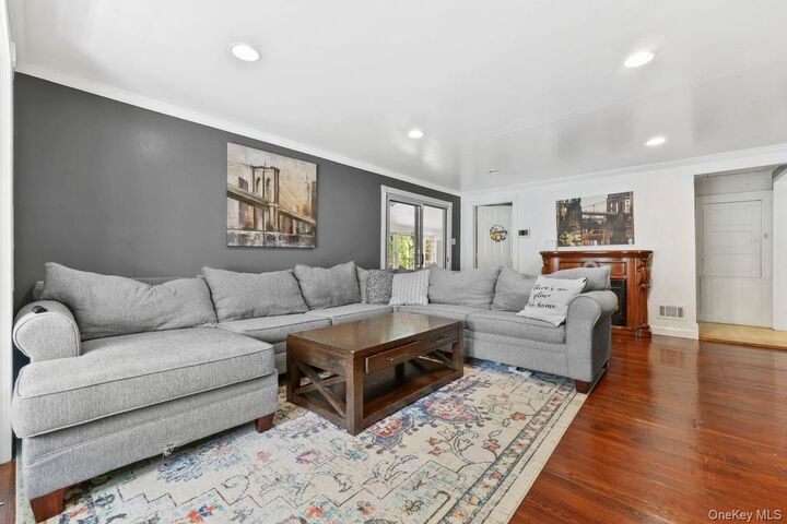 Property Photo:  22 Grove Street  NY 10509 