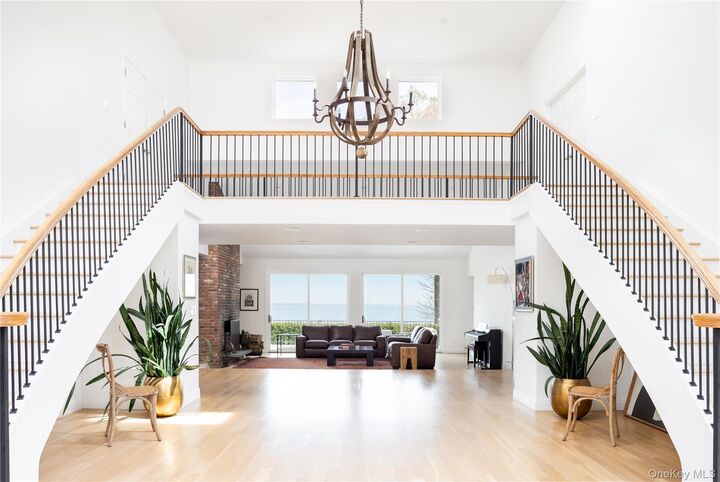 Property Photo:  17 Sea Crest Drive  NY 11743 