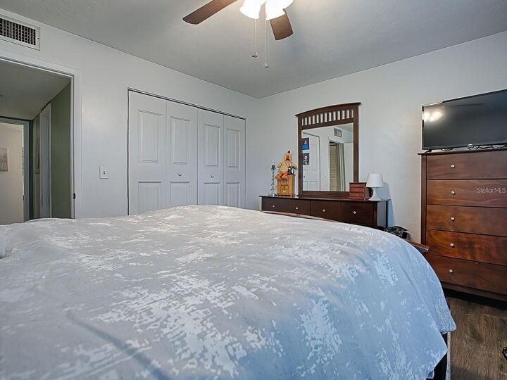 Property Photo:  24104 Sandalwood Drive 104  FL 34785 