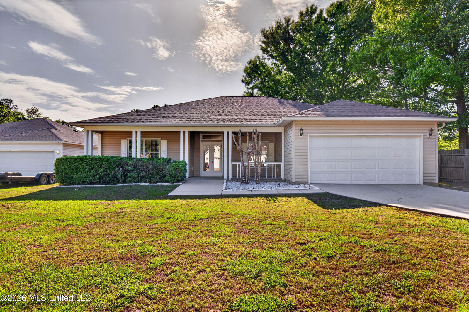 Property Photo:  1605 Lake Mars Avenue  MS 39564 