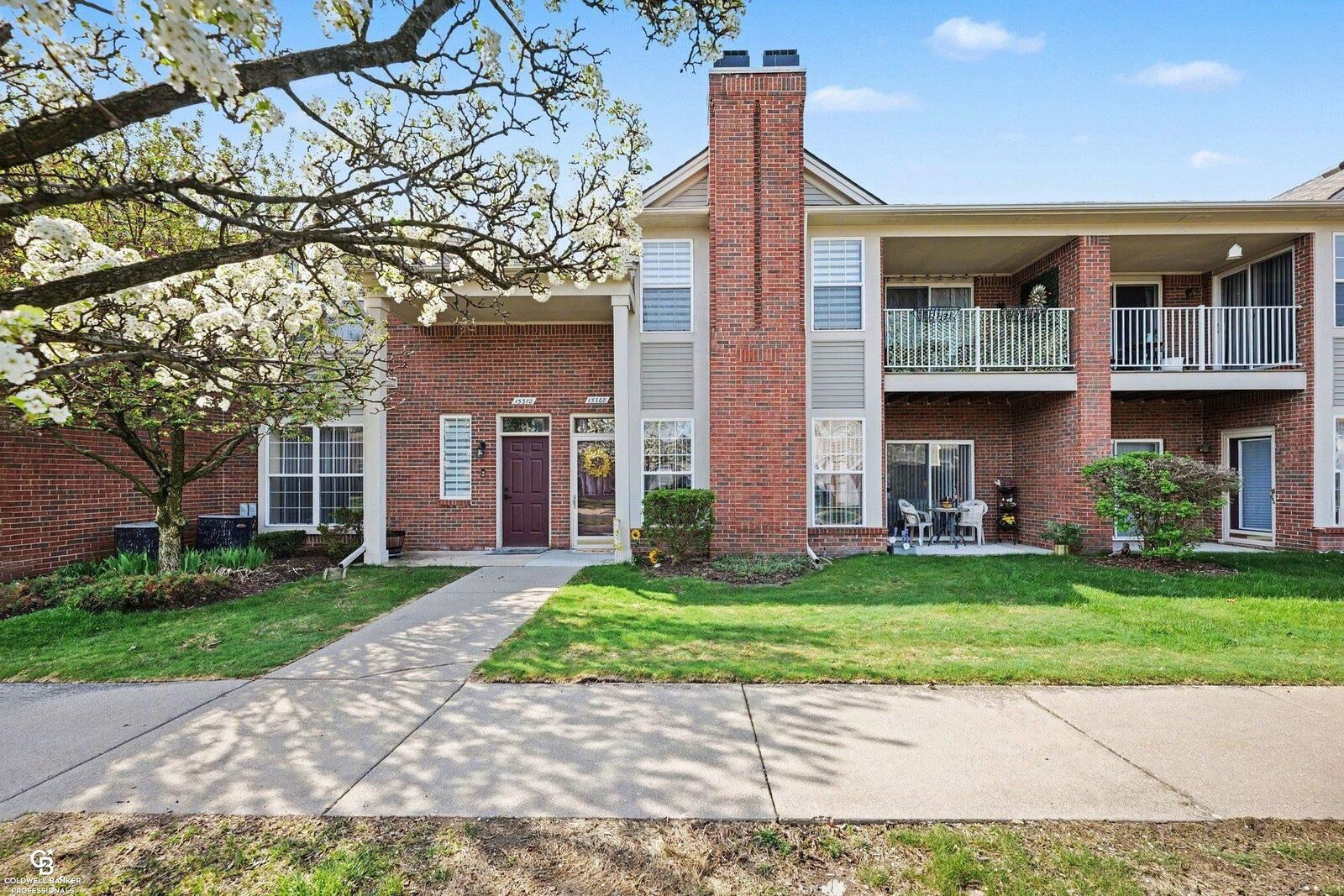 Property Photo:  15368 Yale Drive  MI 48038 