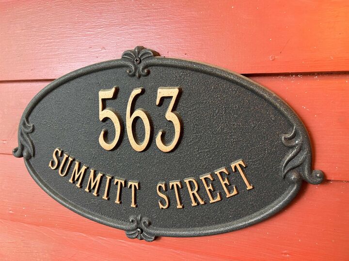 Property Photo:  563 Summitt St  TN 38104 